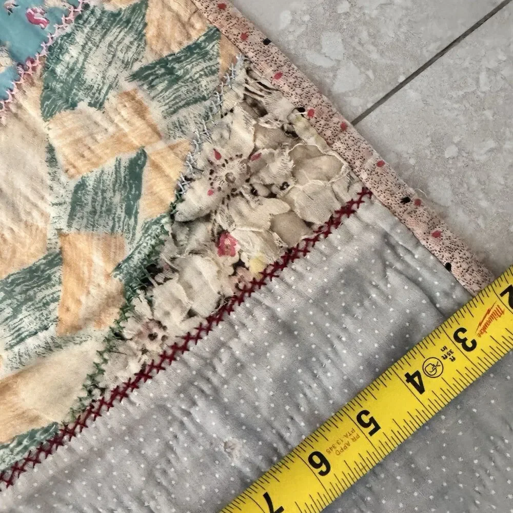 Vintage Abstract patchwork quilt Blue Pink Yellow Red Green Thin 69”x80” Read